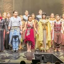 Aida: a fiatalokon múlik a tízes